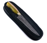 FACA CHURRASCO AÇO DAMASCO LINHA PREMIUM 8 POL. CY84 + ESTOJO SINTÉTICO FACA CHURRASCO AÇO DAMASCO LINHA PREMIUM 8 POL. CY84 + ESTOJO SINTÉTICO